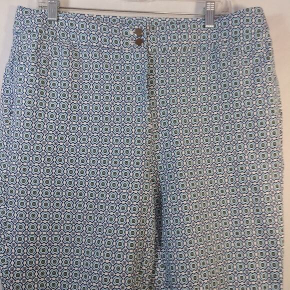 Chico's Secret Stretch Geometric-Print Straight-Leg Crops Size 12 - Picture 4 of 9